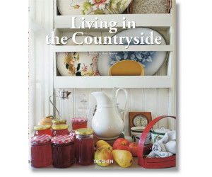 Книга Living in The Countryside