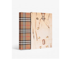 Книга Burberry