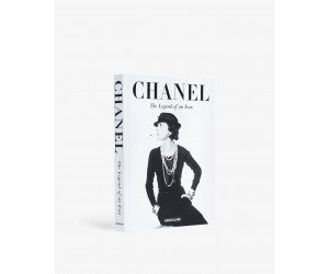 Книга Chanel: The Legend Of An Icon