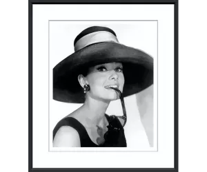 Постер в раме Holiday Hepburn