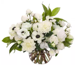 Цветы Пиони Роуз (Peony Rose, белые), в стеклянной вазе
