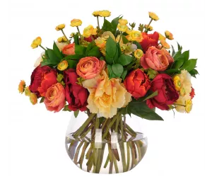 Цветы Пион и Ранункулюс (Peony Ranunculus, желто-оранжевые), в стеклянном кубе